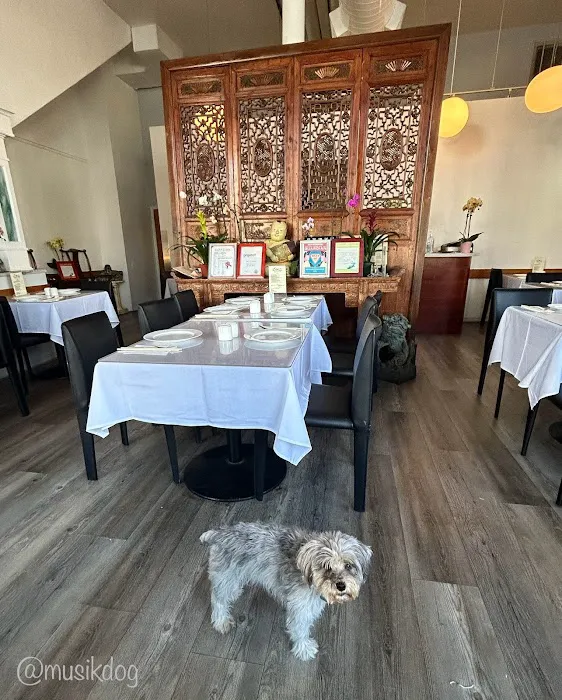Eric's Restaurant 6