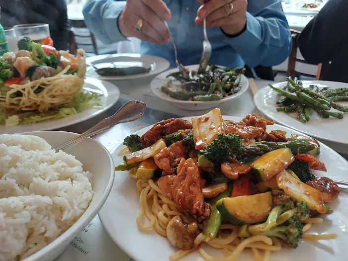 Eric's Restaurant 9