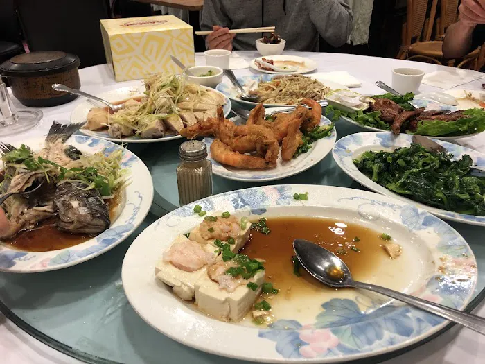 Ming's Diner 3