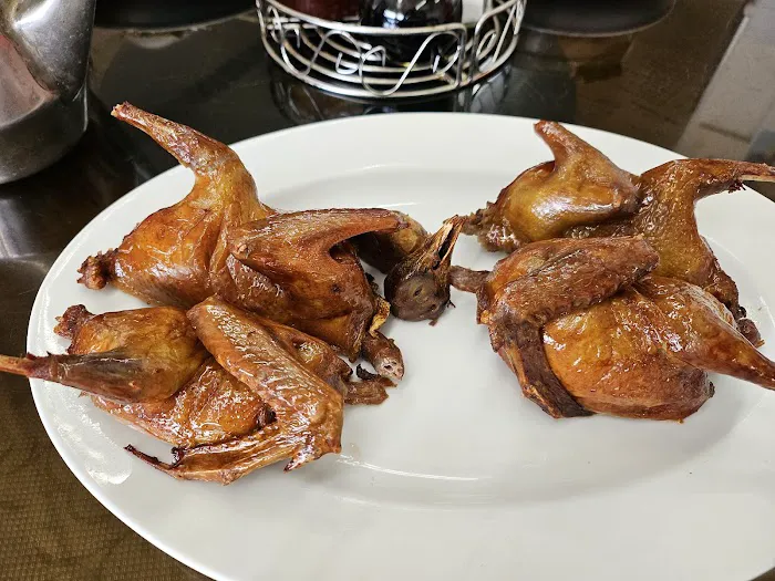 Hong's Kitchen 10