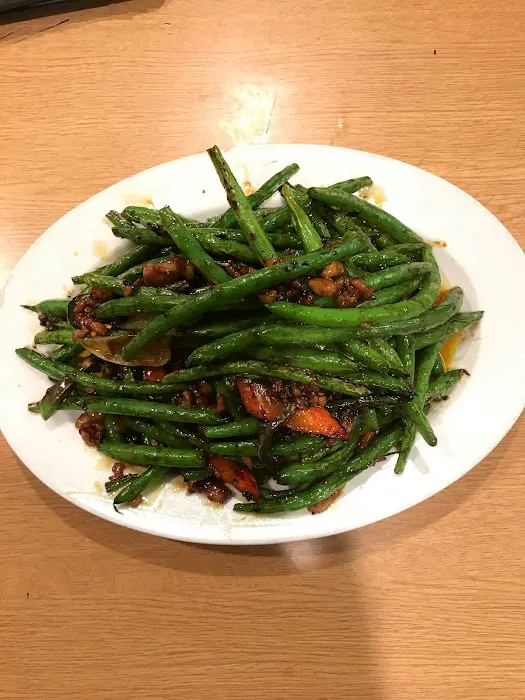 Chang's Kitchen Restaurant 7