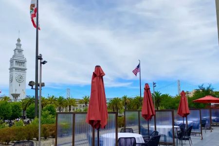 Harborview Restaurant & Bar