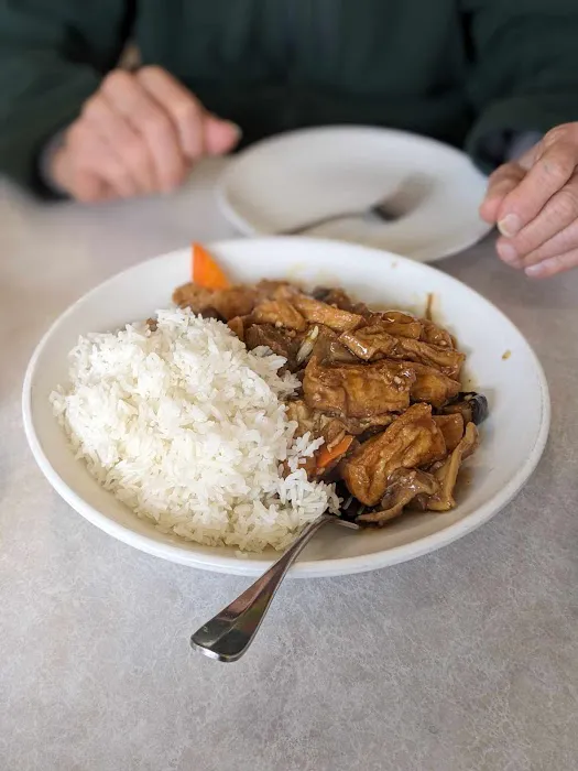 Ling Ling Cuisine Restaurant 9