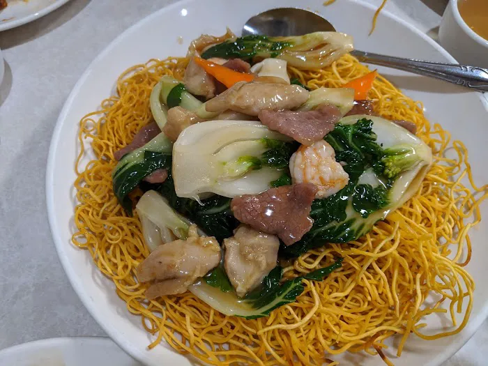 Ling Ling Cuisine Restaurant 10