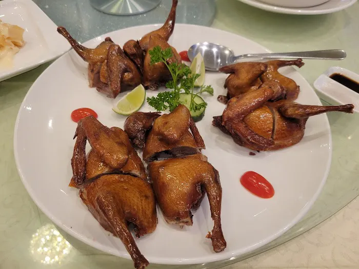 Imperial Garden Seafood Restaurant 4