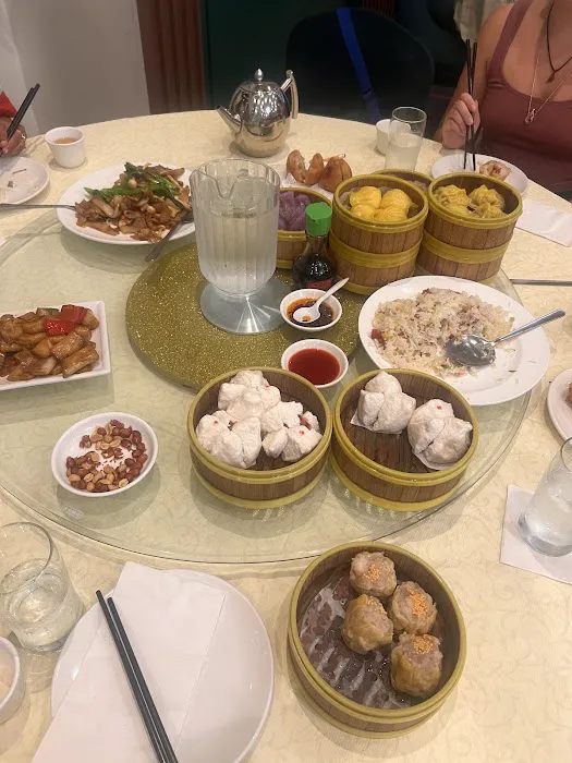 Imperial Garden Seafood Restaurant 6