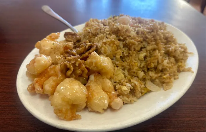 Golden China Restaurant 5