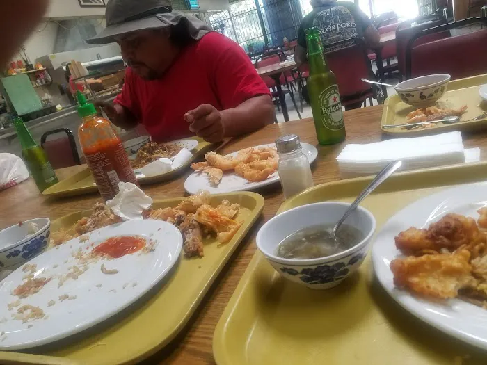 Wok-In Cafeteria 3