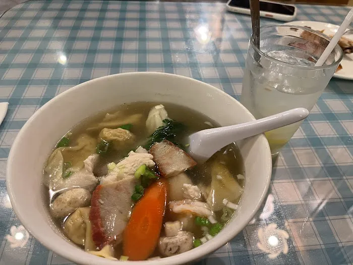 Raymond's Chinese Restaurant 8