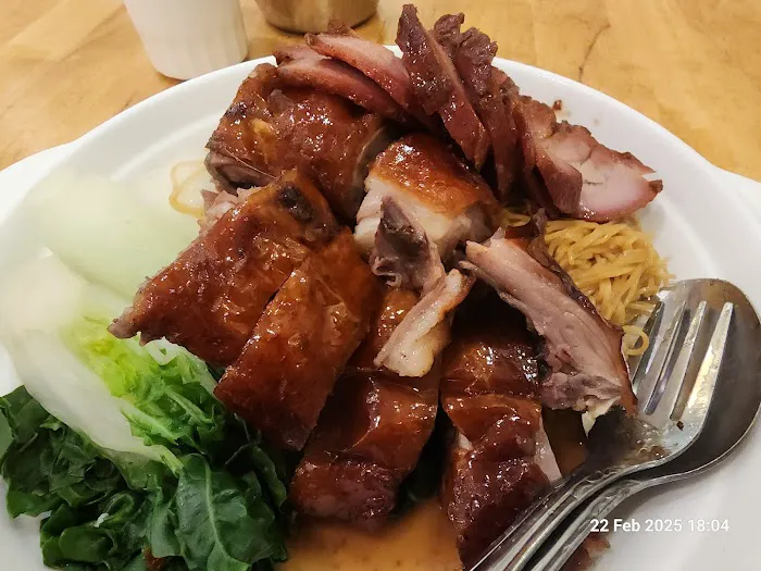 Cheung Hing BBQ Seafood 4