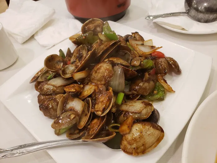Cheung Hing BBQ Seafood 8