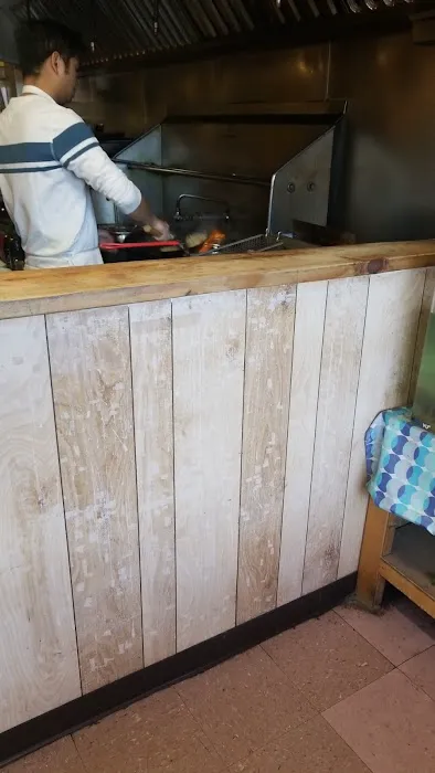 Lucky House Restaurant 10