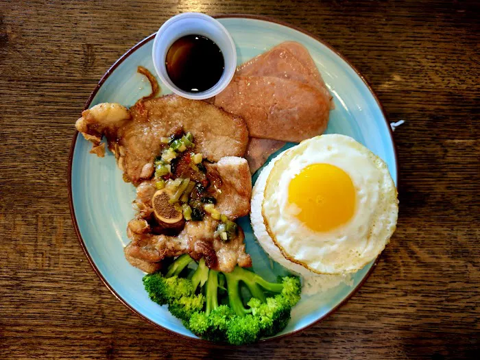 New Broadway Bistro 3