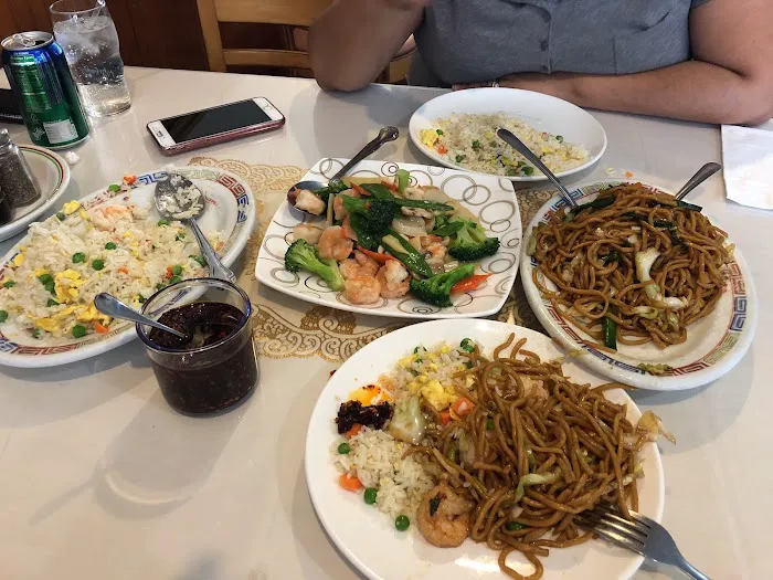 Lock Chun Restaurant 1