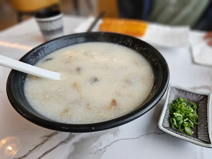 Ocean Pearl Restaurant 9