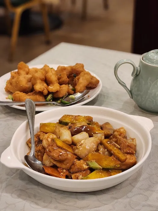 Jade Cathay Chinese Restaurant 10