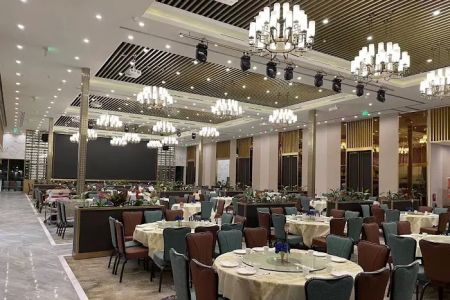 HL Peninsula Restaurant