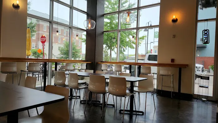 Mei Wei Asian Bistro 2
