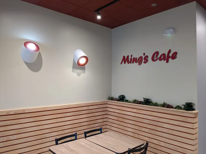 Ming’s Cafe 1