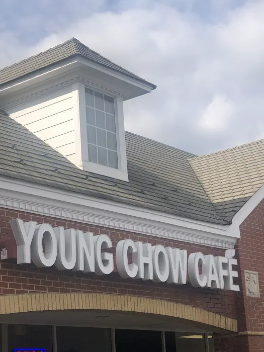 Young Chow Cafe Chinese and Thai Restaurant 1