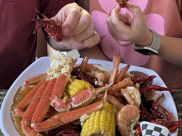 Tasty Crab Lake Anna 1