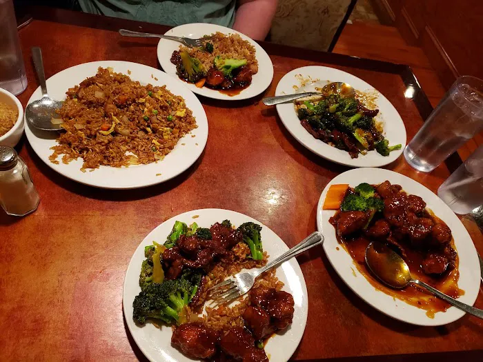 Chef Lee Chinese Restaurant 6