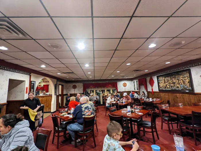 Golden China Restaurant 4