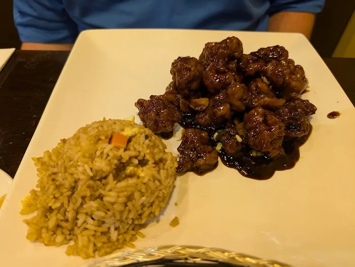 Yu's China Bistro 2