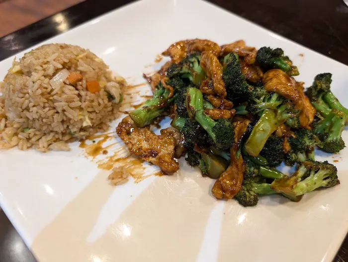 Yu's China Bistro 9