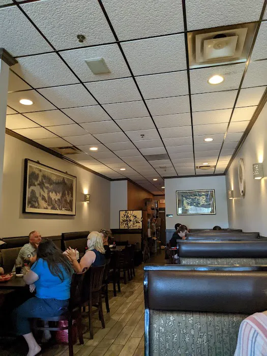 Little Szechuan Chinese Restaurant 8