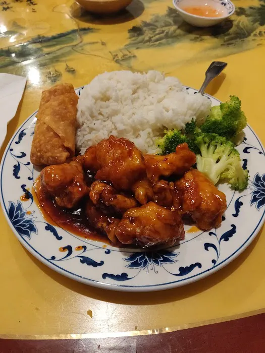 Golden Dragon Chinese Restaurant 6
