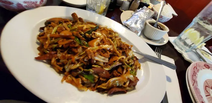 Chen's Chinese Restaurant 1