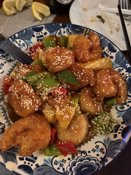 Fat Dragon Chinese Kitchen and Bar 3
