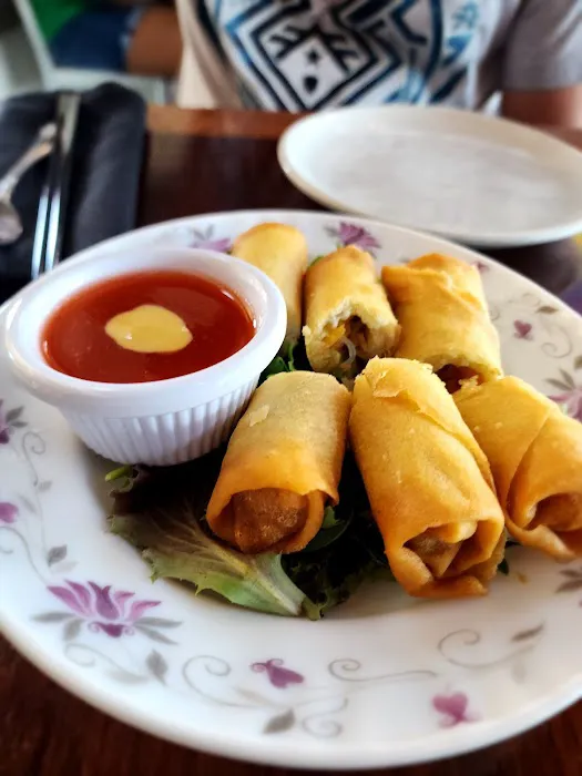 Fat Dragon Chinese Kitchen and Bar 10
