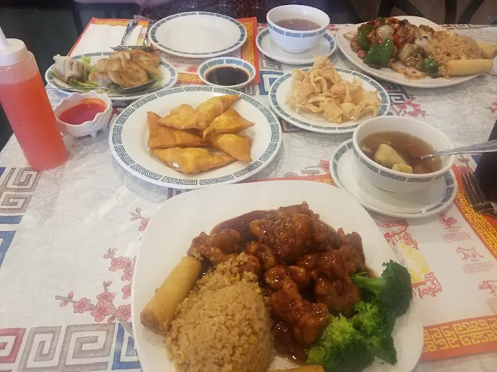 A Wok Chinese Restaurant 1