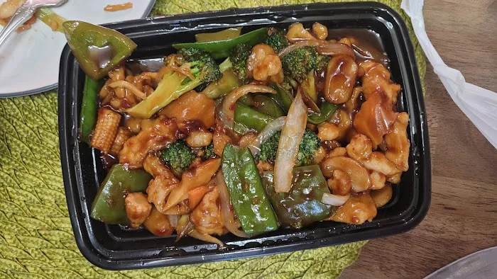 Top's China Chinese Restaurant 3