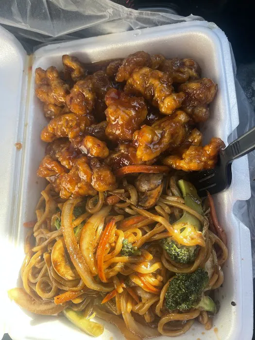 Top's China Chinese Restaurant 4