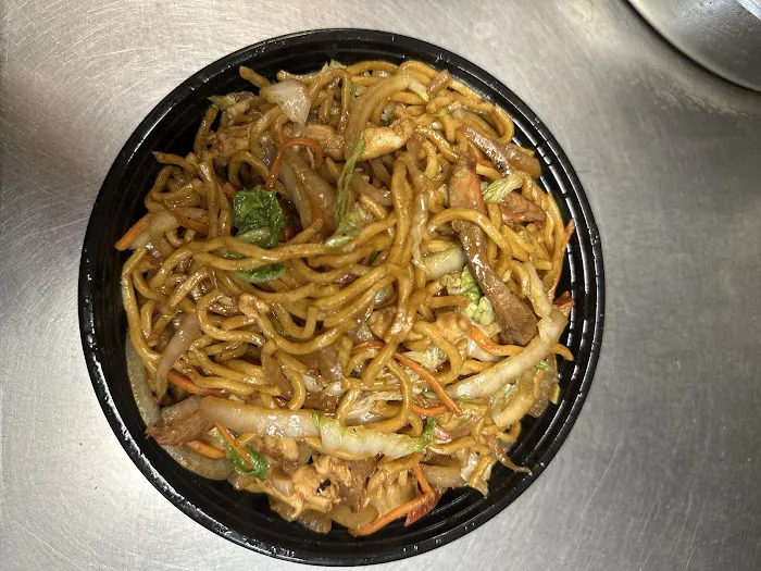 Lucky Chinese Restaurant 6