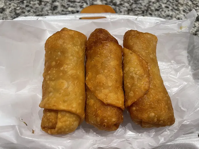 Lucky Chinese Restaurant 10