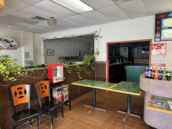 Great Wall Chinese Restaurant - Clarksville, VA 3