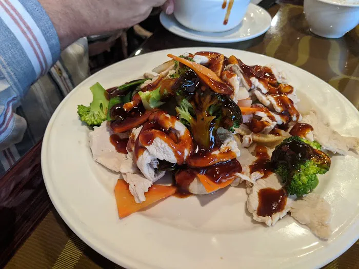 Allen's Chinese Restaurant 4