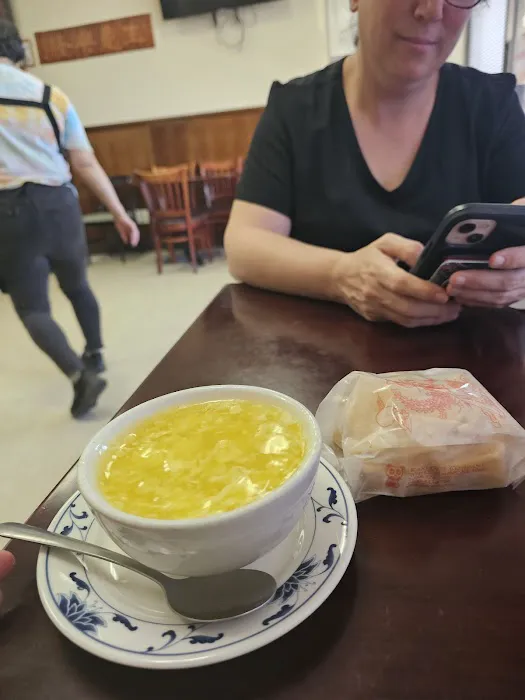 Rice & Noodles Chinese Restaurant 4
