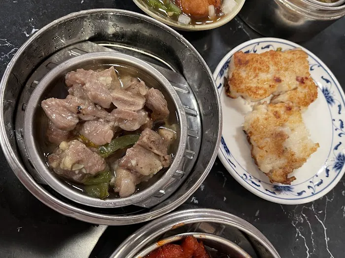 Hong Kong Chinese Restaurant 3
