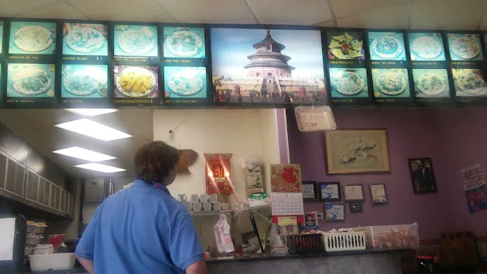 Handy Kitchen Chinese Restaurant 10
