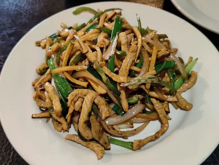 Peng's Asian Cuisine 3