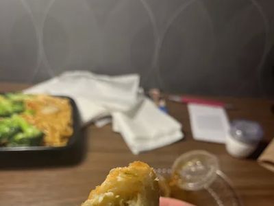 Golden Dragon Chinese Restaurant 0