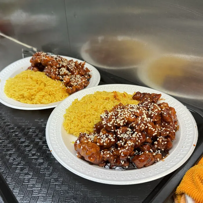 Mr. Lu Chinese Restaurant 8