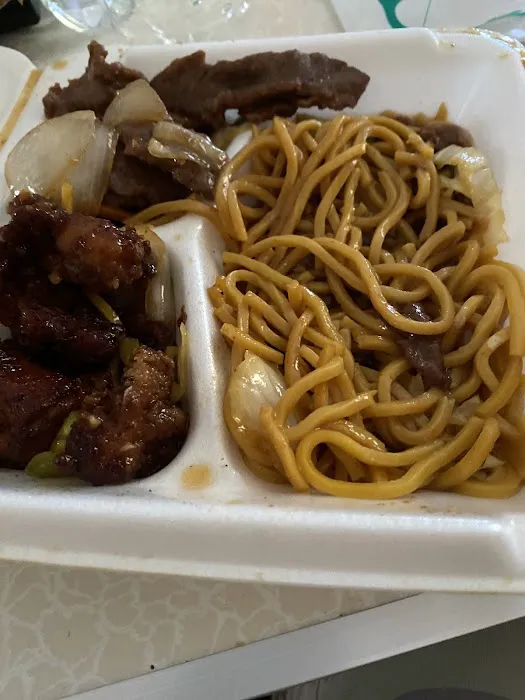 Sino Wok Chinese Eatery 2