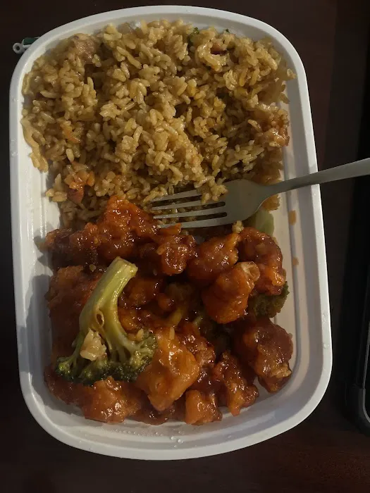 Golden China Restaurant 10