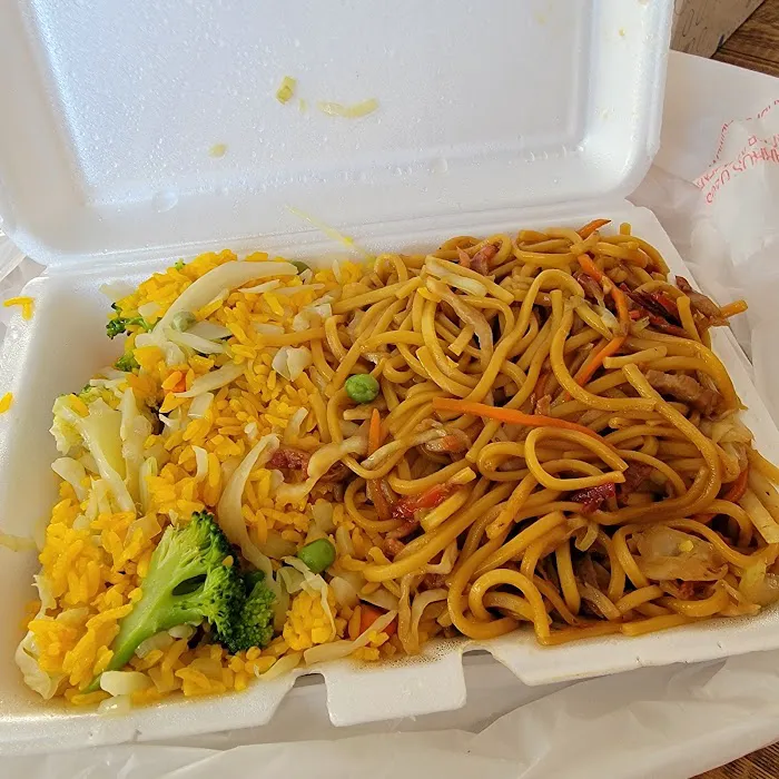 China King Restaurant 10